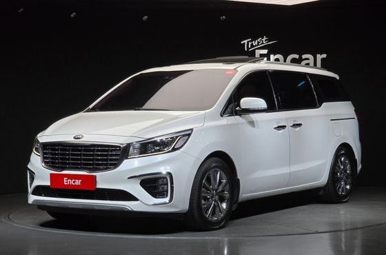 Kia Carnival 9-Seater Prstige — пробег 115 679 км — фото 1 из 5
