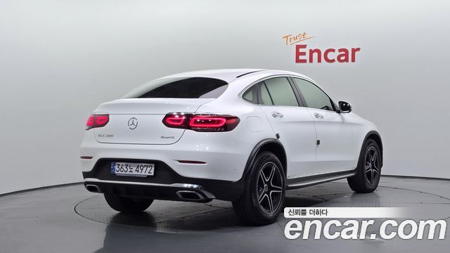 Mercedes-Benz GLC-Class GCL300 4MATIC Coupe — пробег 116 506 км — фото 2 из 5