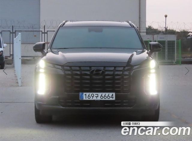 Hyundai Palisade Gasoline 3.8 4WD Calligraphy Black Edition — пробег 68 690 км — фото 1 из 2