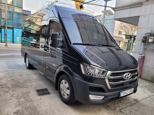 Hyundai Solati 15-seater Luxury — пробег 2 800 км — фото 3 из 5