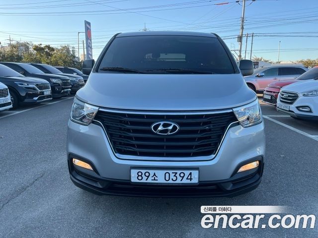 Hyundai Starex Van 3-Seater Style — пробег 55 515 км — фото 1 из 5