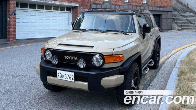 Toyota FJ Cruiser 4WD V6 — пробег 173 000 км — фото 1 из 5
