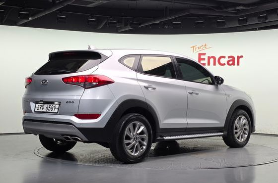 Hyundai Tucson Diesel 2.0 2WD Smart — пробег 175 434 км — фото 2 из 5