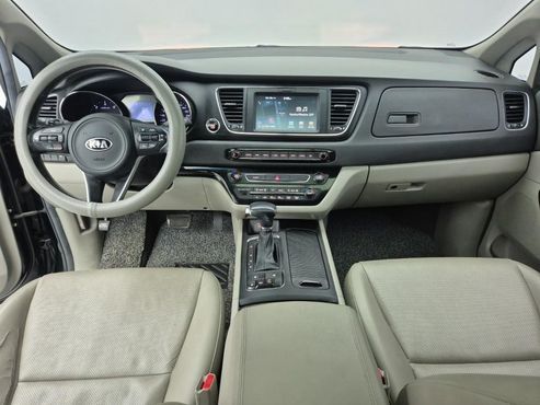 Kia Carnival 9-seater Luxury — пробег 192 065 км — фото 5 из 5