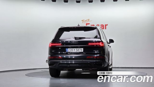 Audi Q7 50 TDI Quattro Premium — пробег 83 826 км — фото 4 из 5