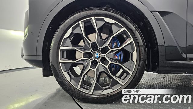 BMW X7 xDrive 40i M Sport 6STR — пробег 32 266 км — фото 5 из 5
