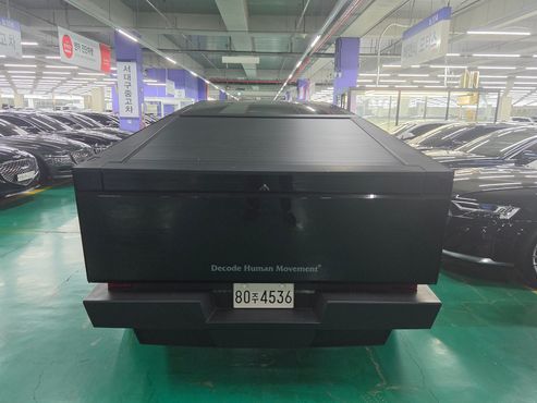 Tesla Cybertruck AWD — пробег 10 554 км — фото 4 из 5