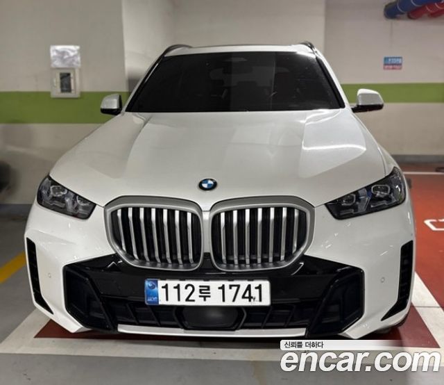 BMW X5 xDrive 40i M Sport — пробег 16 701 км — фото 1 из 3