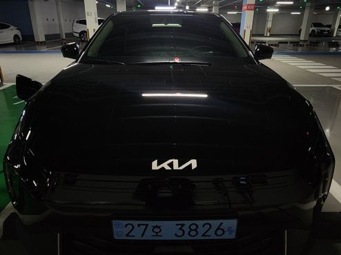 Kia EV4 Standard 2WD Earth — пробег 2 000 км — фото 3 из 5