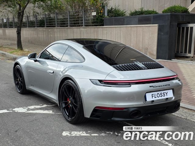Porsche 911 Carrera 4 GTS — пробег 5 995 км — фото 2 из 5