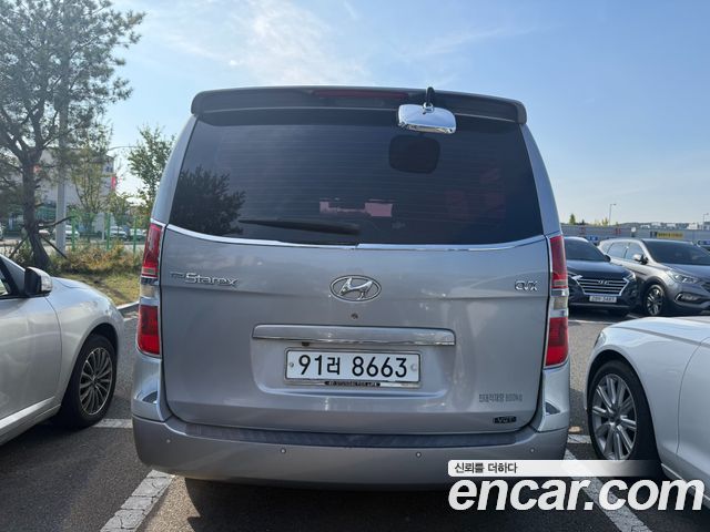 Hyundai Starex 3-Seater VAN CVX Luxury — пробег 251 175 км — фото 3 из 5