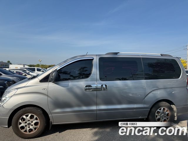 Hyundai Starex 3-Seater VAN CVX Luxury — пробег 251 175 км — фото 5 из 5