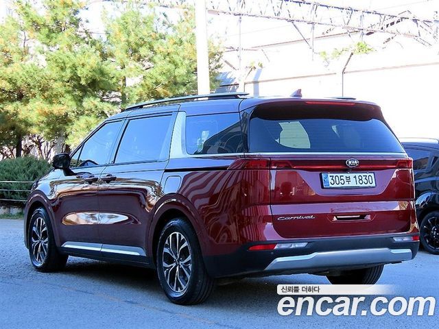 Kia Carnival Diesel 9-Seater Noblesse — пробег 115 240 км — фото 3 из 5
