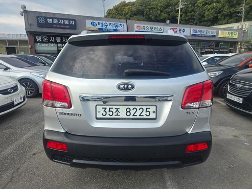 Kia Sorento Diesel 2.2 2WD TLX High-Deluxe — пробег 188 066 км — фото 4 из 5