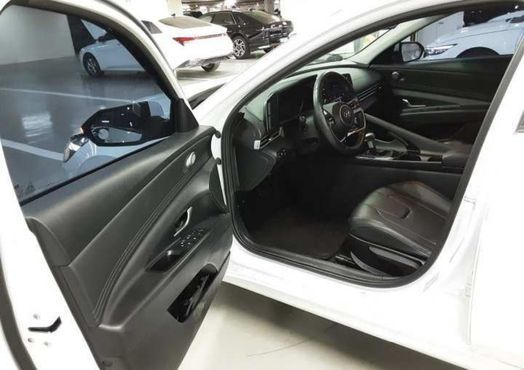 Hyundai AVANTE Smart — пробег 139 947 км — фото 4 из 5