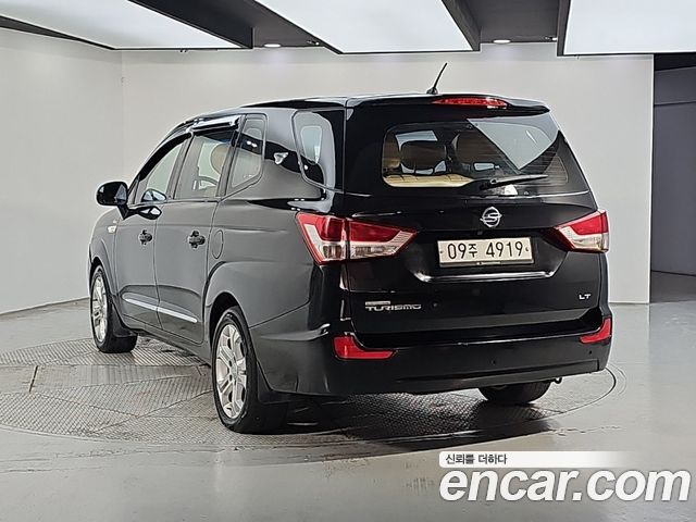 Ssangyong KORANDO 4WD LT 11-seater — пробег 138 000 км — фото 3 из 5