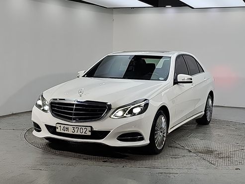 Mercedes-Benz E-Class E200 Elegance — пробег 145 314 км — фото 1 из 5
