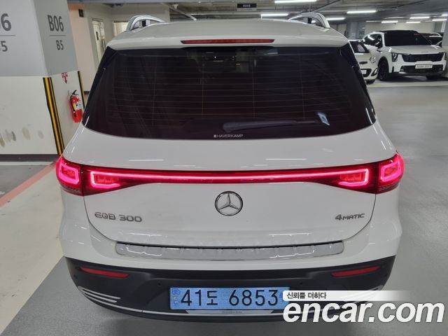 Mercedes-Benz EQB EQB300 4MATIC Electric Art — пробег 60 000 км — фото 4 из 5