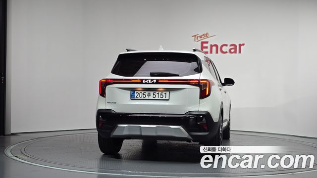 Kia Seltos из Кореи Encar