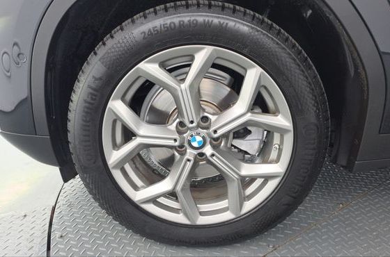 BMW X3 xDrive 20i — пробег 37 601 км — фото 5 из 5