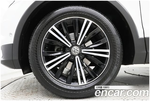 Volkswagen Tiguan 2.0 TDI Prestige — пробег 73 039 км — фото 5 из 5
