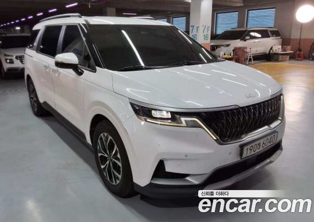 Kia Carnival Diesel 9-Seater Prestige — пробег 213 800 км — фото 2 из 5