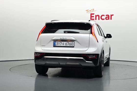 Kia Niro Signature — пробег 129 788 км — фото 4 из 5