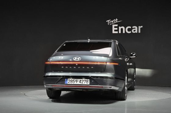 Hyundai Grandeur Premium — пробег 96 002 км — фото 4 из 5