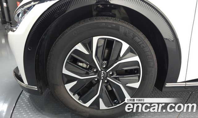 Kia EV6 Long Range Earth — пробег 52 013 км — фото 5 из 5