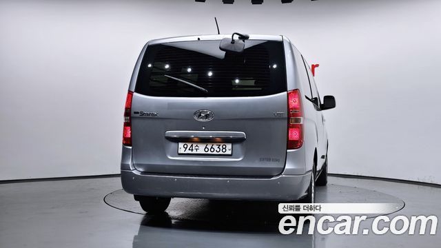 Hyundai Starex Van 3-Seater Smart — пробег 62 877 км — фото 4 из 5
