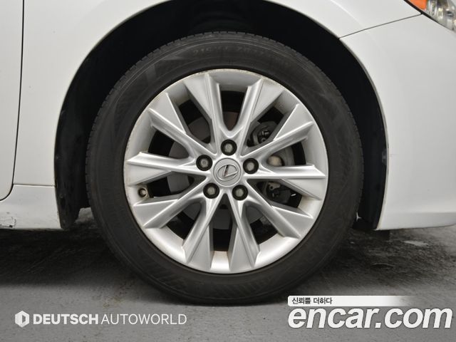 Lexus ES premium XV60 — пробег 176 150 км — фото 5 из 5