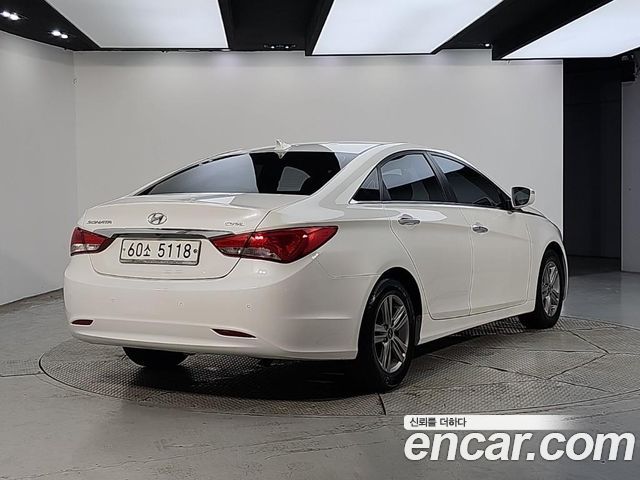 Hyundai Sonata CVVL Smart — пробег 86 818 км — фото 4 из 5