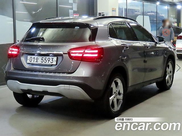 Mercedes-Benz GLA-Class GLA220 — пробег 42 906 км — фото 4 из 5