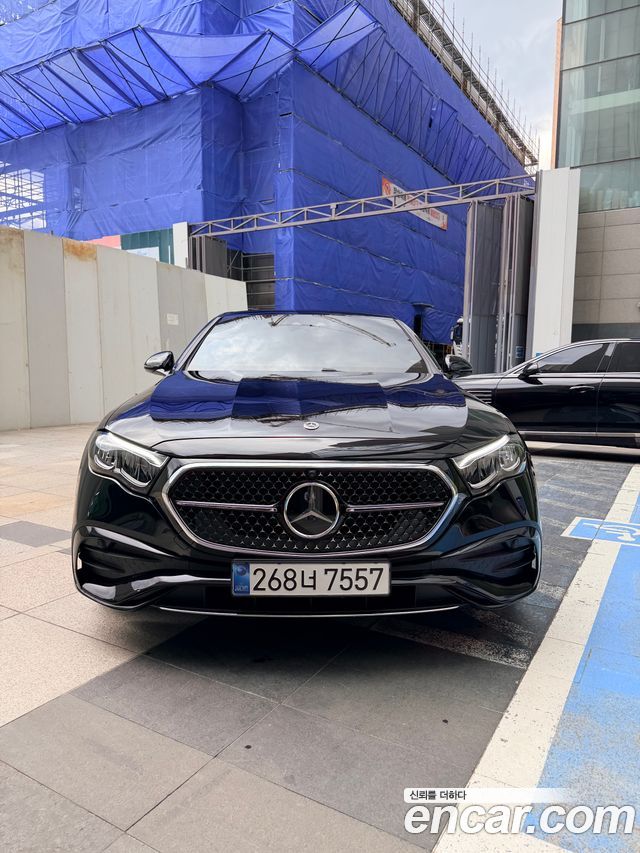 Mercedes-Benz E-Class E200 AMG Line — пробег 800 км — фото 3 из 5