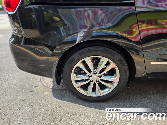 Kia Carnival 9-seater Prestige — пробег 174 000 км — фото 5 из 5