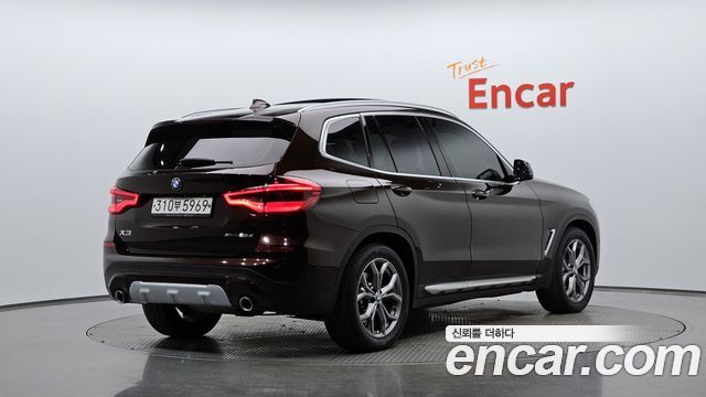 BMW X3 xDrive 20d — пробег 82 357 км — фото 2 из 5