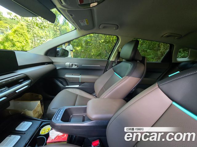 Kia EV4 Long Range 2WD Air — пробег 1 300 км — фото 4 из 5