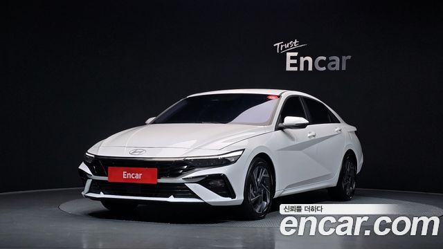 Hyundai AVANTE 1.6 Modern — пробег 11 755 км — фото 1 из 5