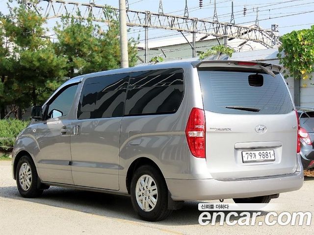 Hyundai Starex 11-Seater Wagon Modern — пробег 173 368 км — фото 3 из 5