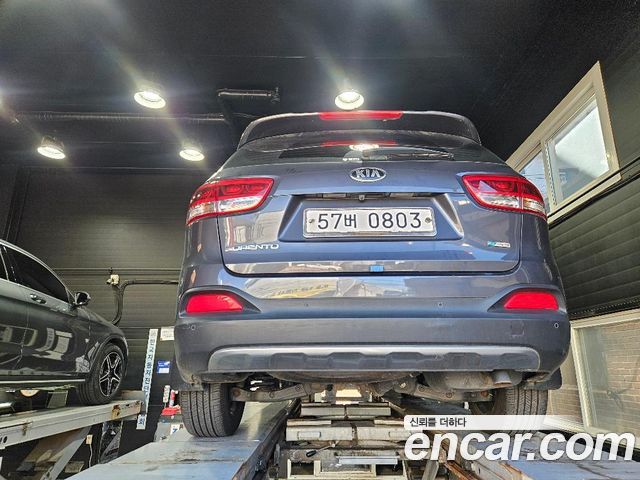Kia Sorento Diesel 2.0 2WD Noblesse Special — пробег 138 904 км — фото 2 из 2