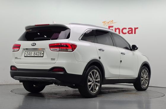 Kia Sorento Diesel 2.0 2WD Prestige — пробег 174 981 км — фото 2 из 5