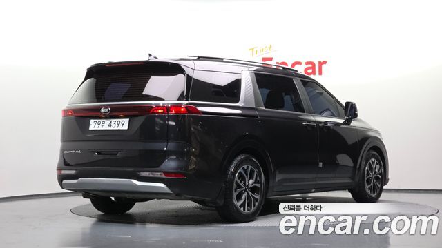 Kia Carnival Diesel 11-Seater Prestige — пробег 79 698 км — фото 2 из 5