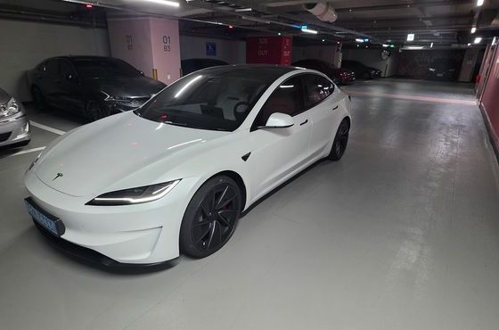 Tesla Model 3 Performance AWD — пробег 845 км — фото 2 из 5