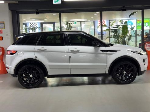 Land Rover Range Rover Evoque 2.2 SD4 Dynamic — пробег 106 384 км — фото 3 из 5
