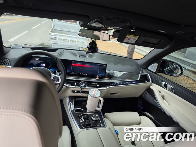 BMW X5 M60i — пробег 8 000 км — фото 4 из 5