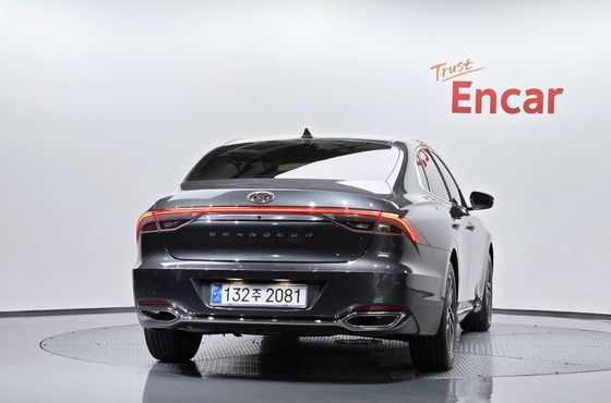 Hyundai Grandeur 2.5 Premium — пробег 46 554 км — фото 4 из 5