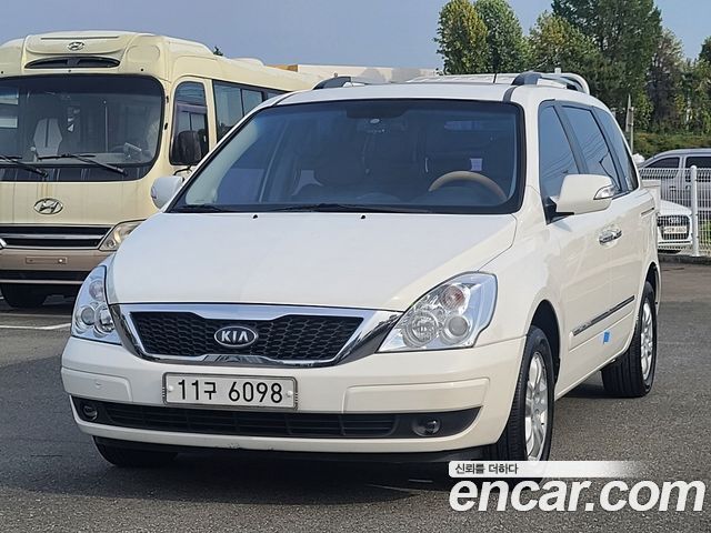 Kia Carnival New Carnival GLX High-Deluxe — пробег 122 392 км — фото 1 из 5