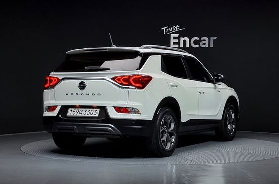 SsangYong KORANDO Gasoline 1.5 2WD C5 Plus — пробег 42 970 км — фото 2 из 5