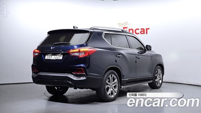 Ssangyong Rexton из Кореи Encar