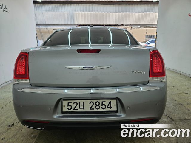 Chrysler 300C из Кореи Encar